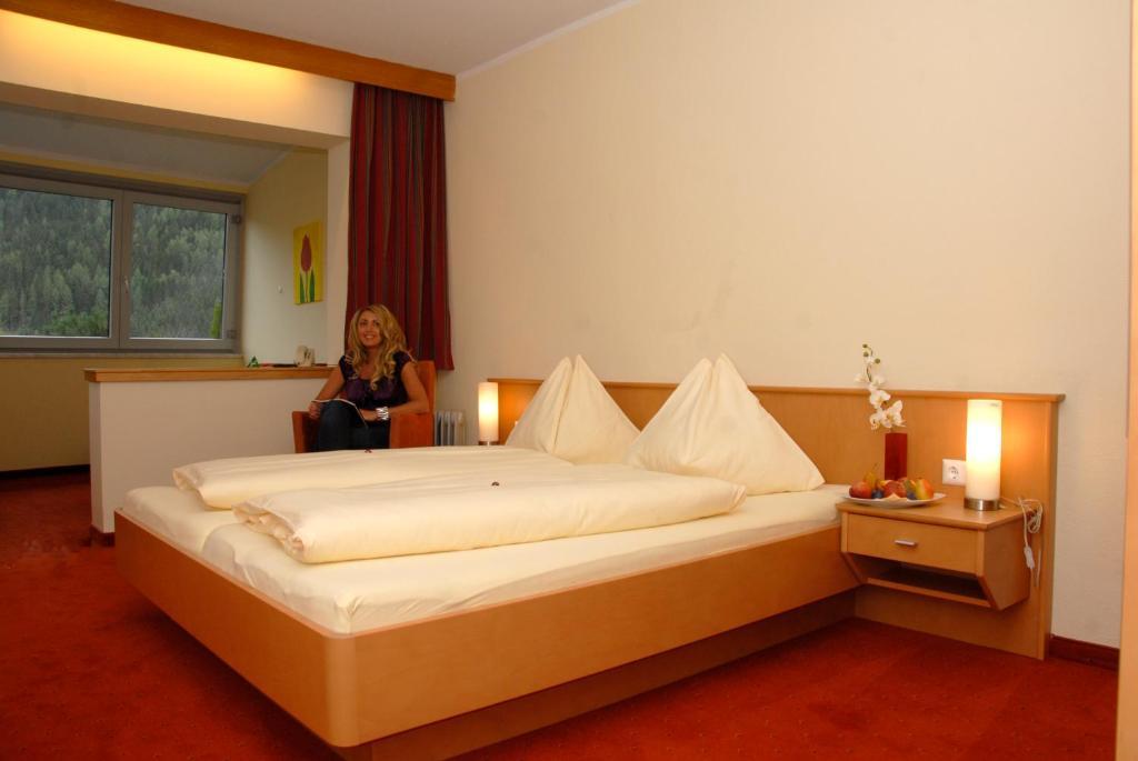 Hotel Sonnenheim Bad Kleinkirchheim Ruang foto