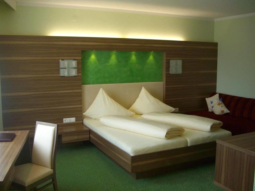 Hotel Sonnenheim Bad Kleinkirchheim Bagian luar foto